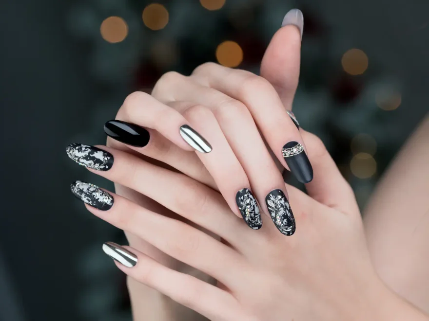 Nail arts