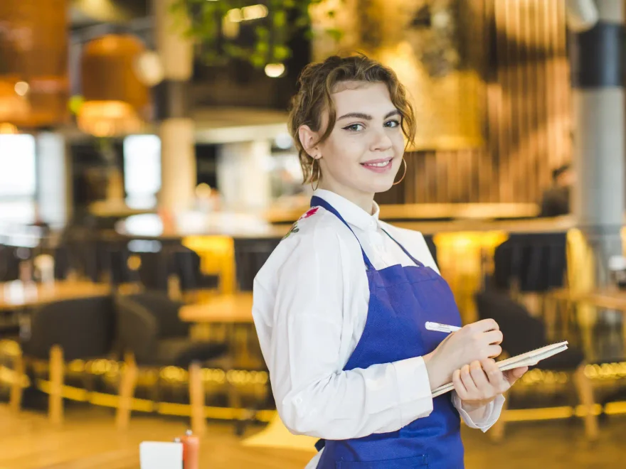 Equipamento de alimentação e serviços de restaurante