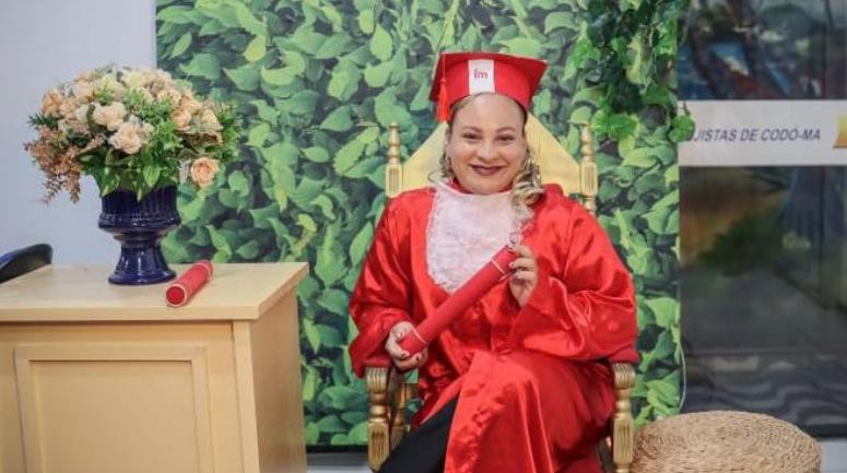 dona do seu próprio salão